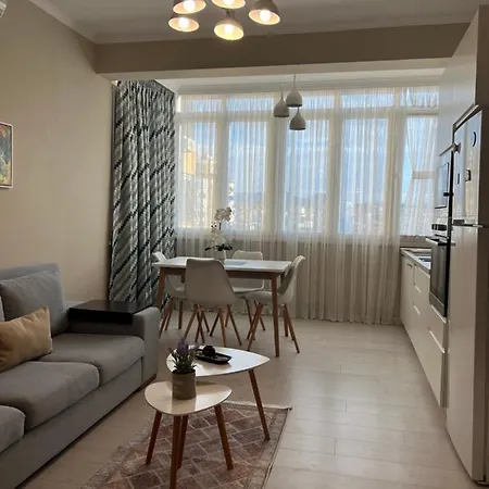 Grand New Bazaar טיראנה