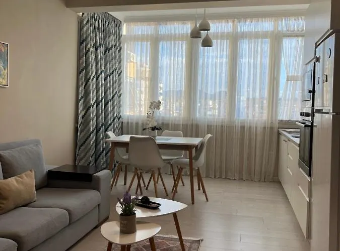 Grand New Bazaar Tiran