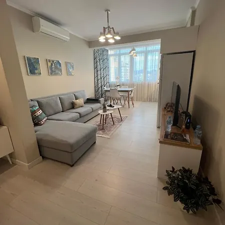 Grand New Bazaar Apartamento Tirana