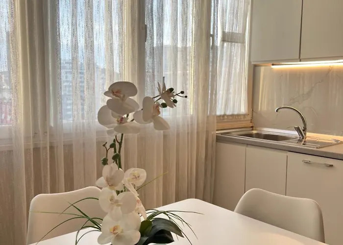 アパート Grand New Bazaar